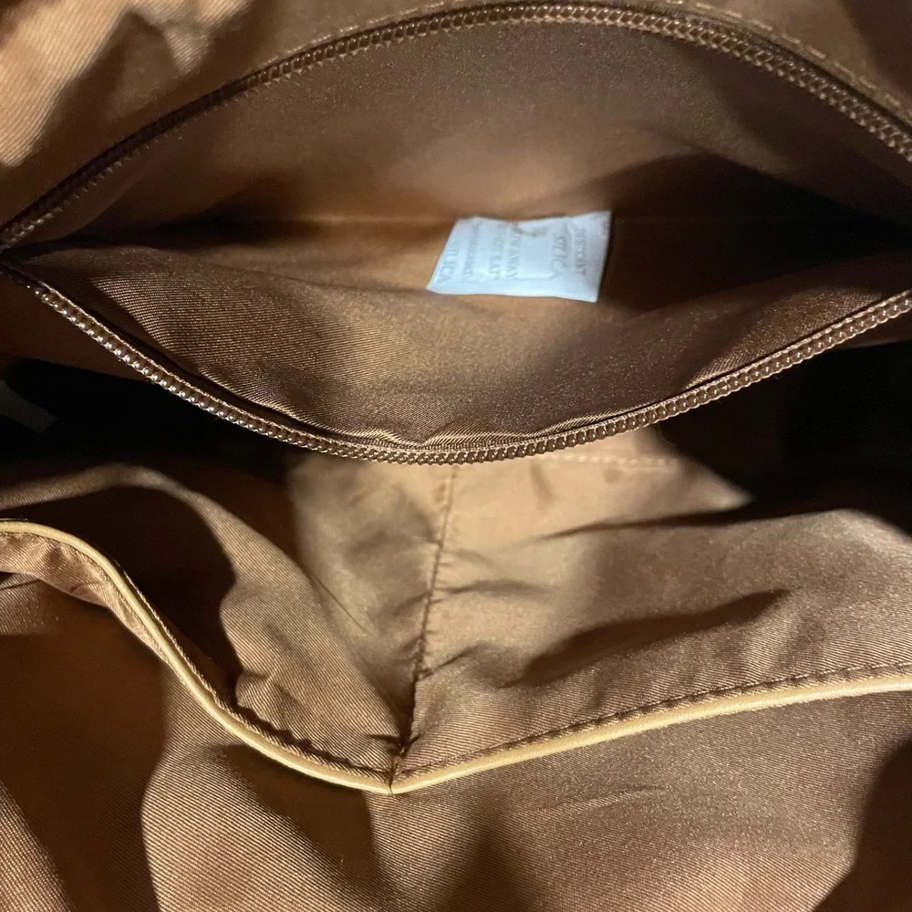 Max Studio M/L crossbody NWT - Picture 7 of 12